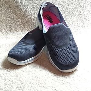 Skechers go walk 3 shoes